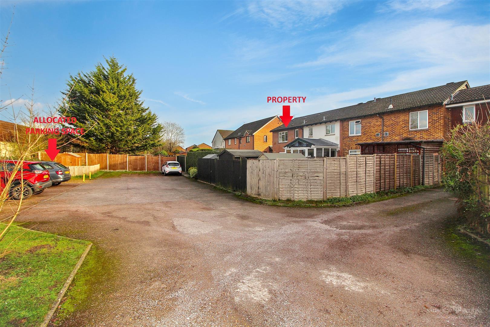 Caistor Close, Calcot, Reading